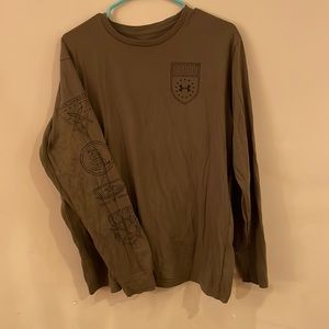 Mens olive green under armour long sleeve.